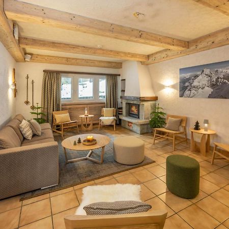 Hotel Sarazena Zermatt Bagian luar foto