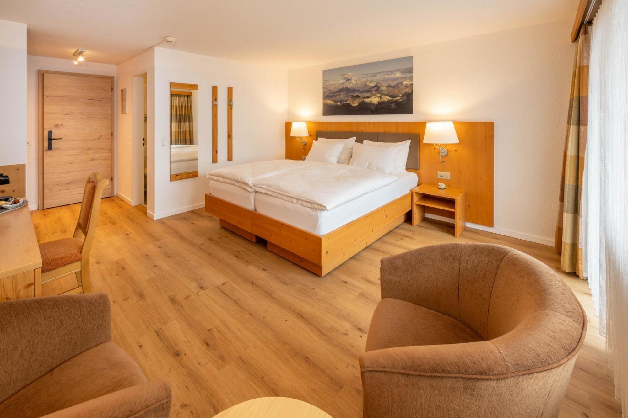 Hotel Sarazena Zermatt Bagian luar foto