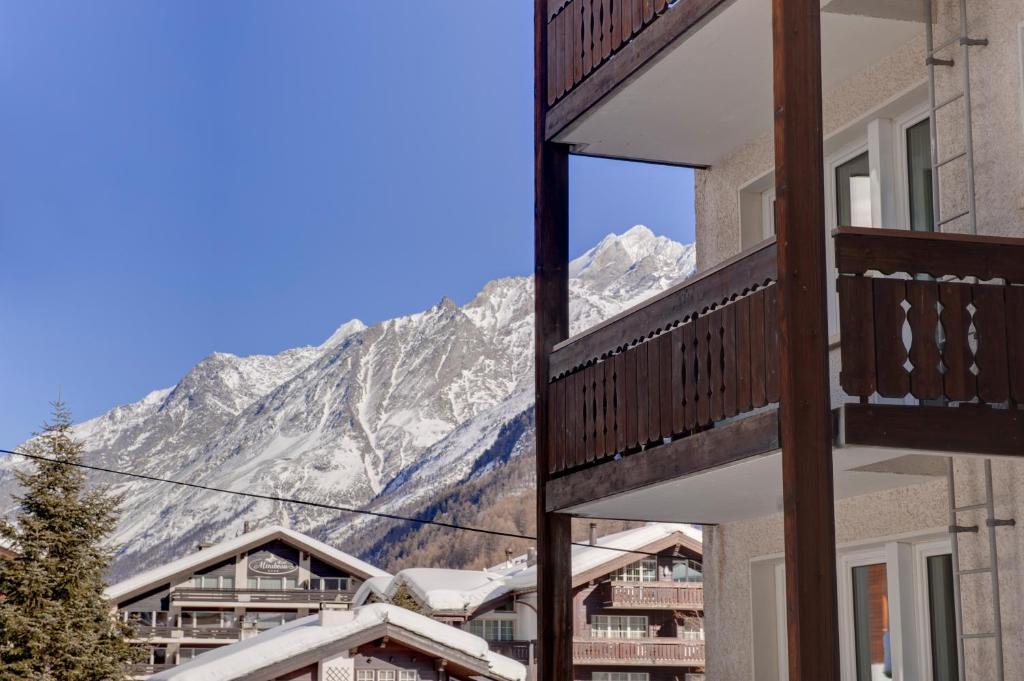 Hotel Sarazena Zermatt Ruang foto